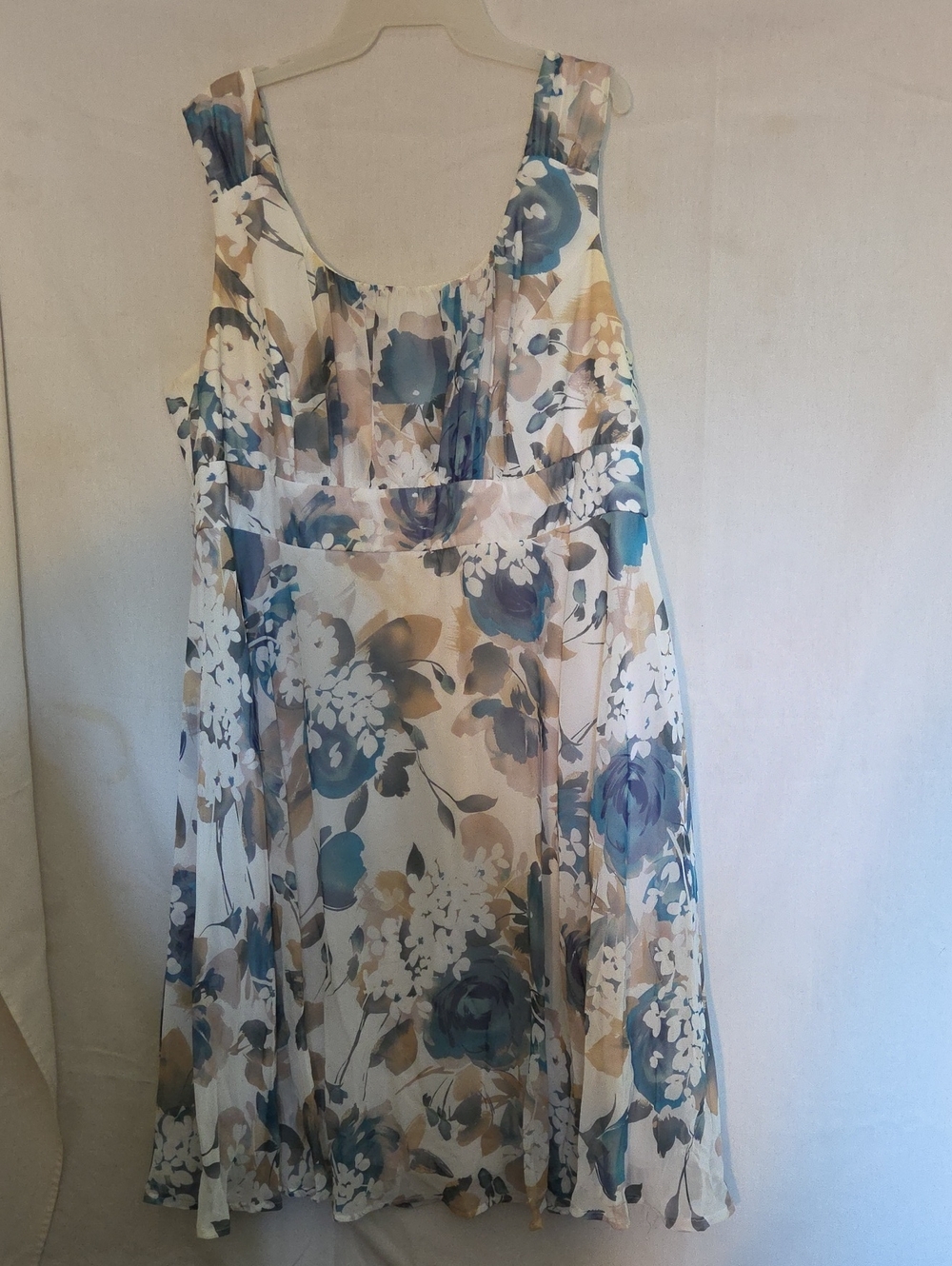 Dress Barn Floral Sleeveless Cream, Blue & Tan Dress